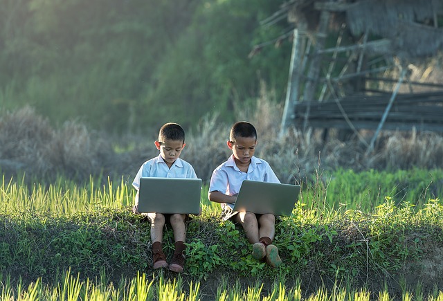 Why does a Home with Children Need Broadband?